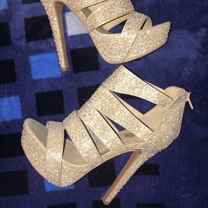 Women’s Heel Size 7